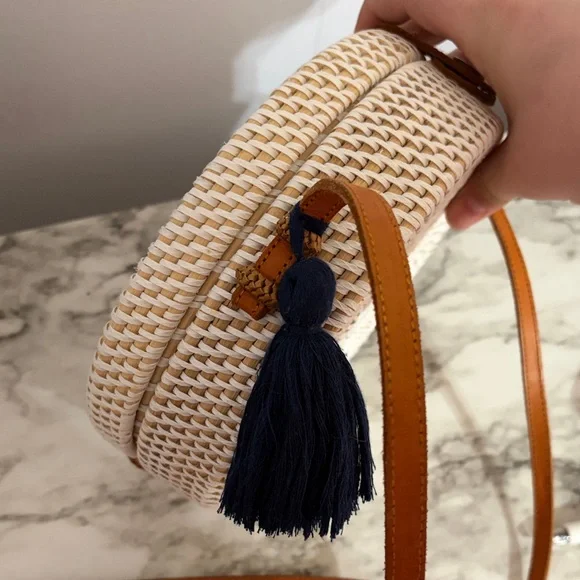 Round Woven Tan and White Crossbody Bag - Picture 3 of 3